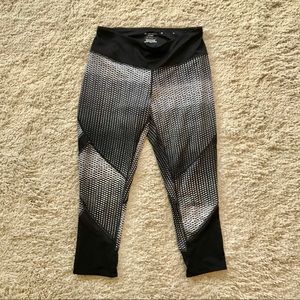 3/$25 Tek Gear Capri leggins